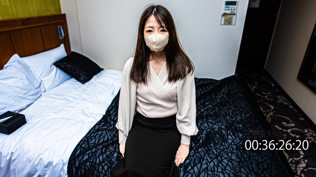 Handjob r**e A serious girl who hated the world and wanted to appear with petite content that does not show her face