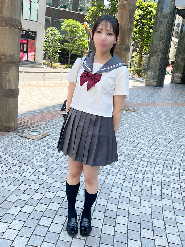 snonqyzj First time limited quantity F breasts big boobs girl Ricchan 18 years old ejaculated into a fresh pussy of the same age as my own daughter