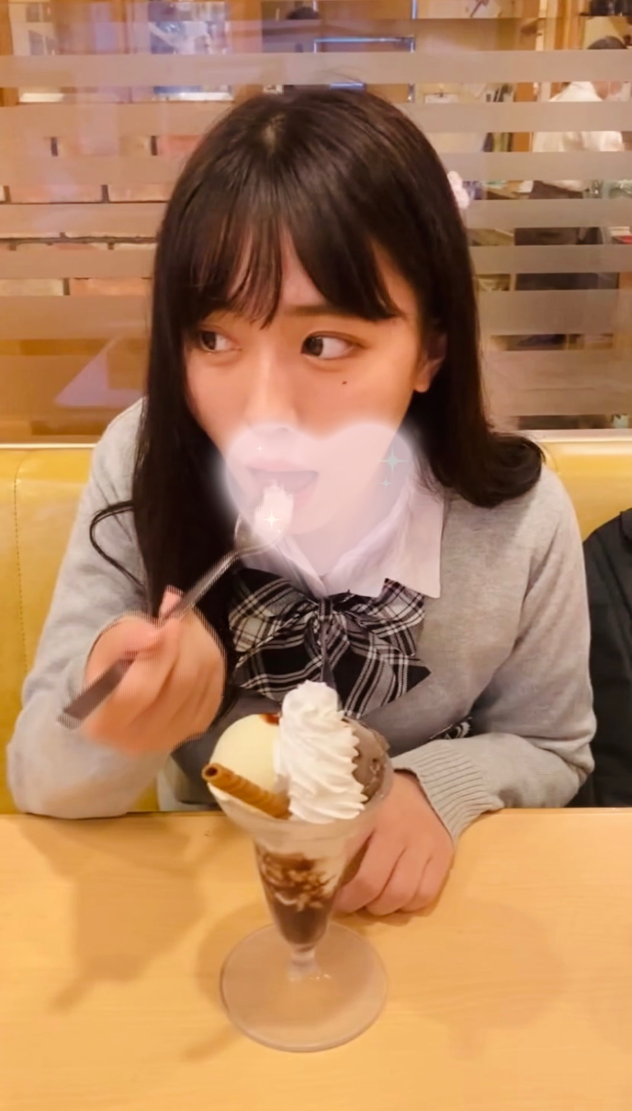 Please read the explanation for the limited number of Gokujo Series Face Showing Innocence Treatment and Facial Cumshots