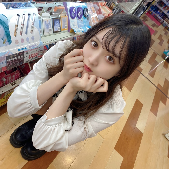 Continuous creampie included Fair-skinned beautiful legged slender Miyu-chan a poor woman who cant pay her school fees was filmed in an AV under false pretense that it was for personal use