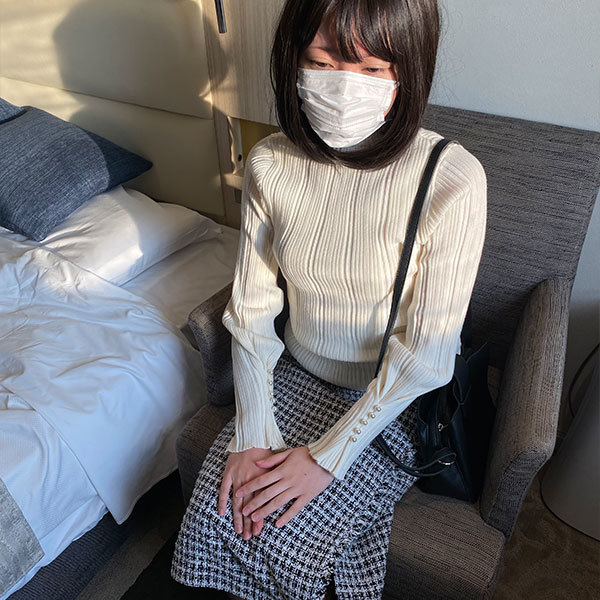 A pantyhose-loving fan who supports the account sent me a scenario so I gave it a try
