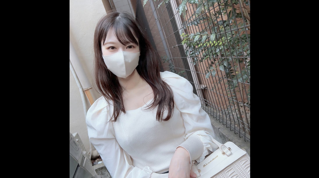 Brainwashed by her ex-boyfriend A new graduate office lady gets excited by outdoor obscenity She climaxes over and over again and is taken in by a pervert and falls into pleasure