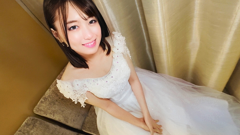 [NTR right after the wedding] Newly married young wife, 24 years old, sneaks out of the room on the night of the wedding, has sex with a handsome business host, cheats on her, shows the whites of her eyes, cums, cums, and cums inside [poor husband] [Uncensored L**ked]