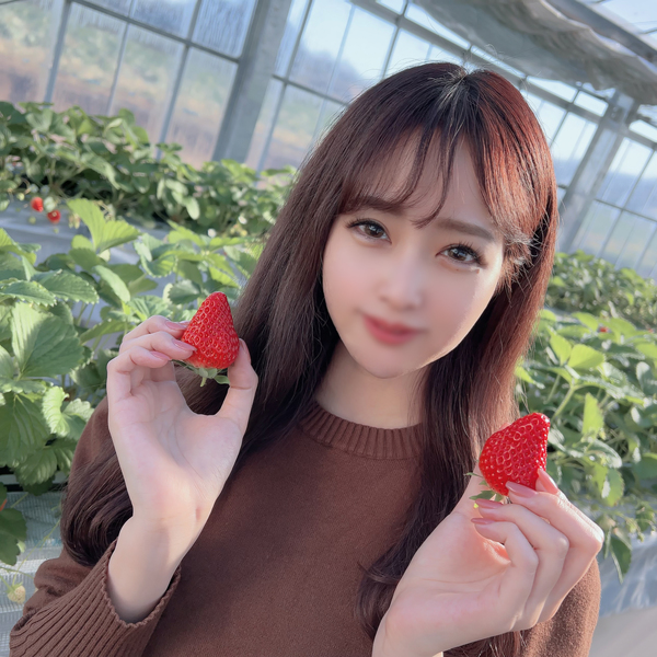 First appearance shooting today limited price Uncensored Cheeky but super cute de M tsundere female college student brought to the ruins of the seaside Fo**ed oral ejaculation repeated vaginal cum shot twice in a row