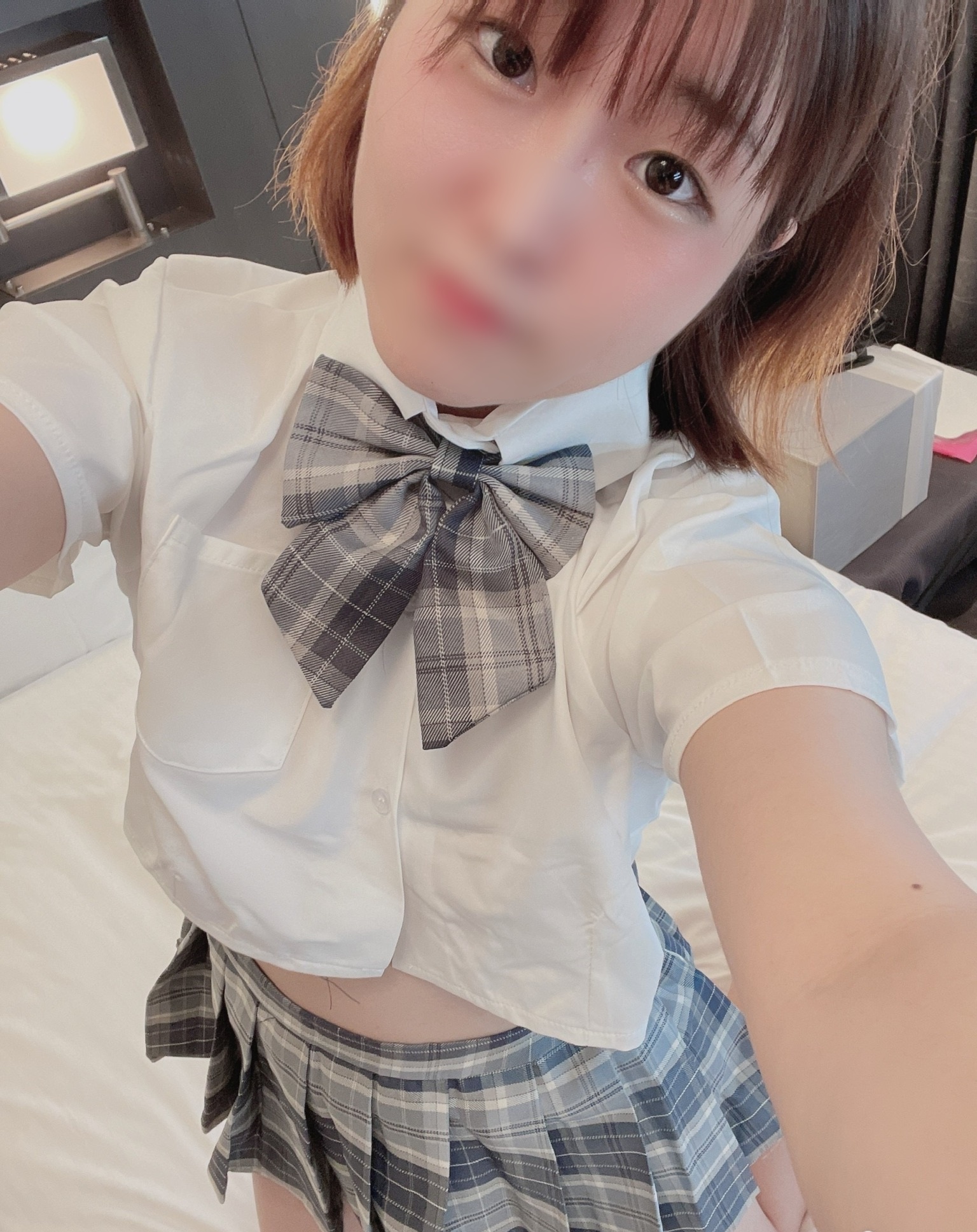 No benefits A serious honor student and plump boobs peach buttocks and sex in uniform