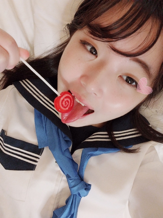 [Uncensored] A juicy and delicious looking body for an 18 year old... A sexy zookeeper in a dress who thrusts a thick cock into the hot and wet crack of an 18 year old / Tsubomi (18 years old)