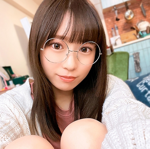 [Chikuiki small breasts] Hina-chan (23) with a delicate and hairy idol face has developed a super sexy pussy and nipples. Every time the piston hits her, she gets "Ofuofu♥''. For the first time in her life, she knows the pleasure of a tingling orgasm.