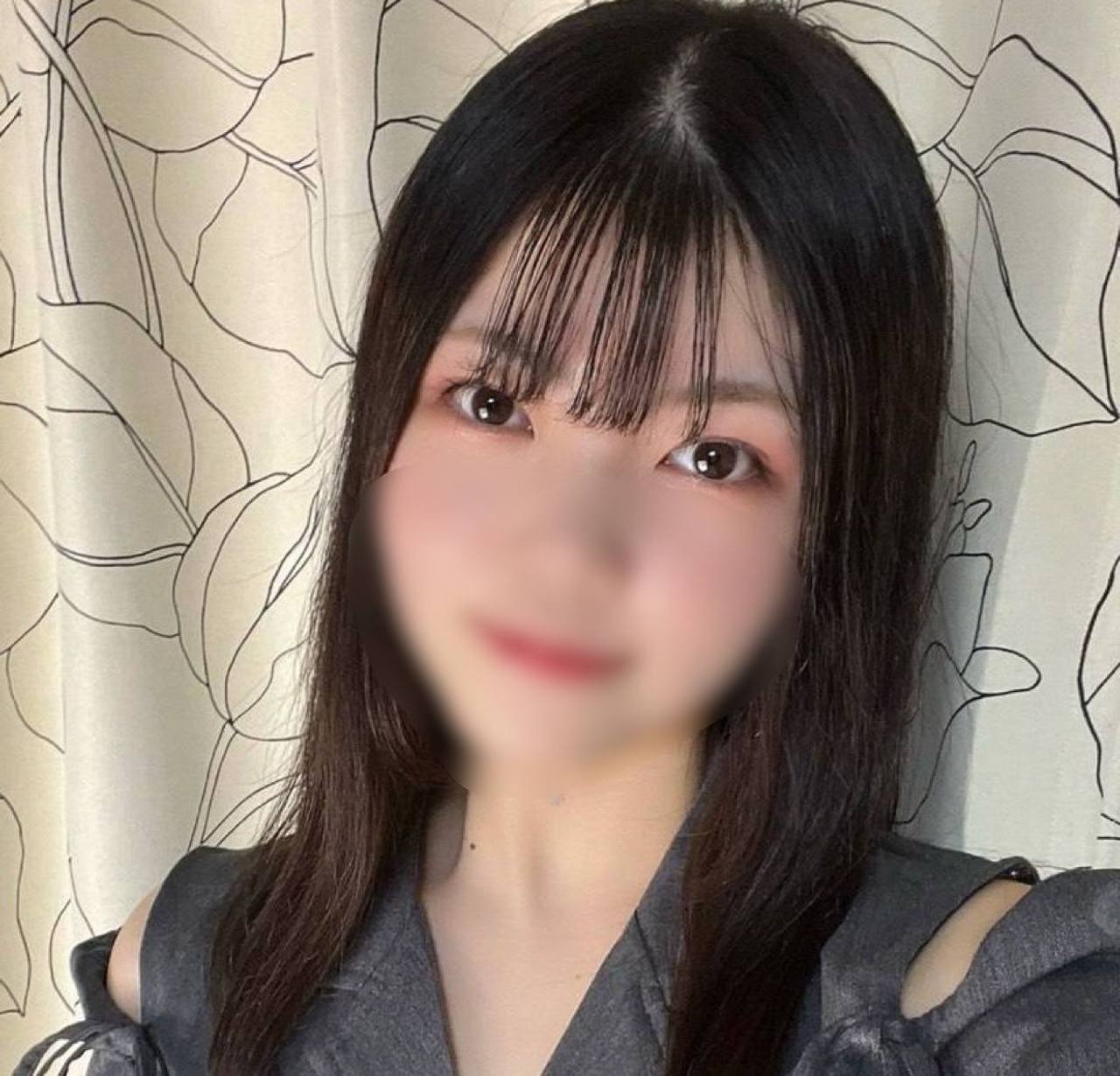 [Facial appearance & bonus included] **zs*qnpjyos I took a cute and super sensitive 19 year old JD to the dormitory and had sex with her. I opened the window on the balcony and had back sex creampie while keeping my voice down.