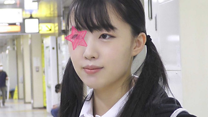 Kanon Shinomiya Train *** A weak-willed Jersey J squirts 4 times in the train and 12 times in an abandoned building. Her face is covered with drool and she begs for more masochist love. (Chinese subtitles)