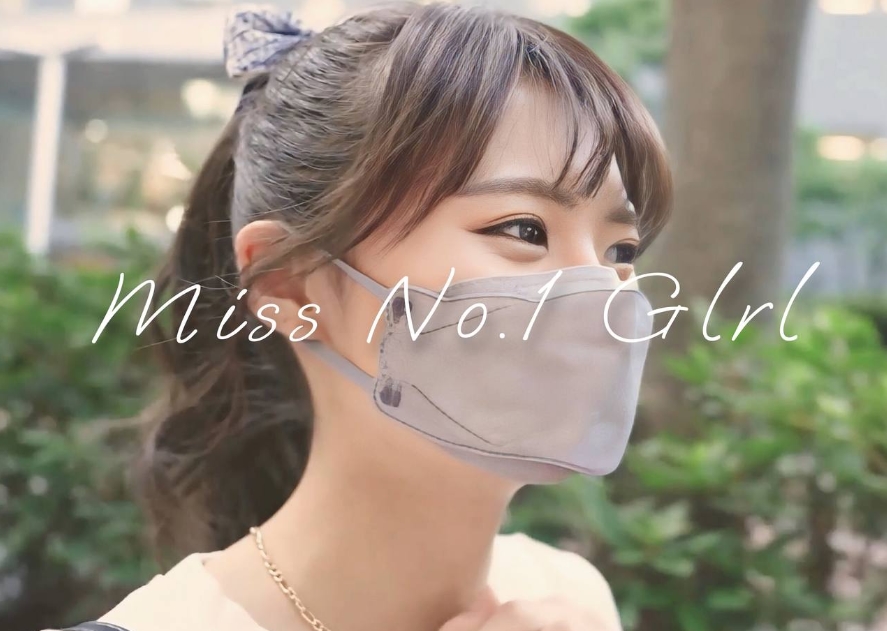 [Miss No.1 Glrl] I will send you a 1-hour video of a summer of memories with a naive 18-year-old who was filmed after winning the award and squirting for a total of 3 rounds, which is essential for pregnancy.