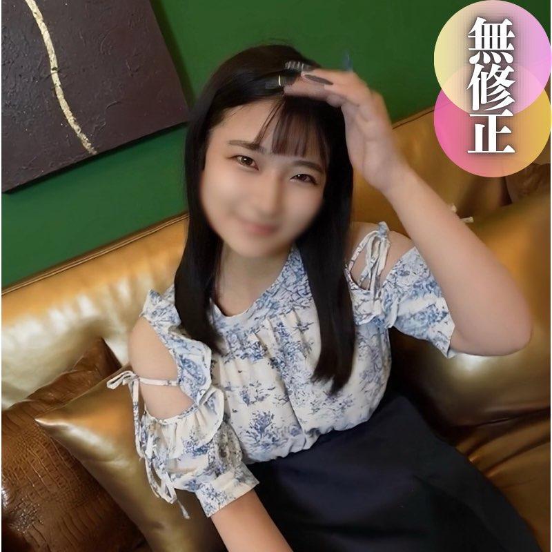 [First shot] [Facial appearance] Sex with an old man for the purpose of promotion... The real behind-the-scenes details of a doruwota who lives in the modern world, where she puts all her effort into both mating and promotion.