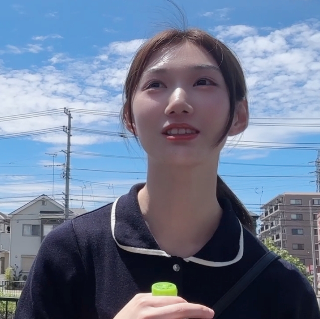 I regret it I had no experience until half a year ago I couldnt hold back my urge when I was in front of a 19-year-old slender beauty with a boyfriend Review-only bonus