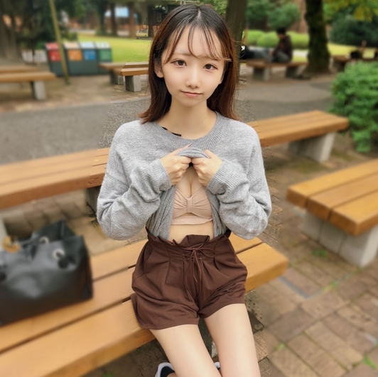 [First appearance] A 19-year-old national university aiming to become a teacher **I make my cute girlfriend who can't get over my dialect cum, shake her hand and ruthlessly cum inside her as she begs, "Wait..."