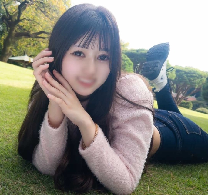 Face exposed for the first time! Because of her neatness, she is covered in perverted desires.