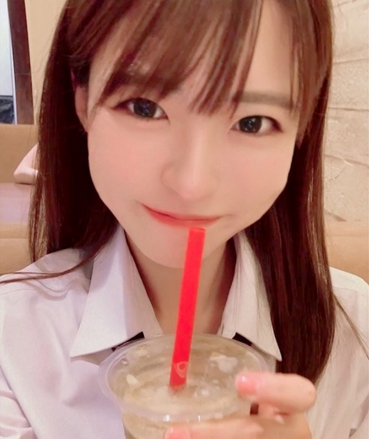 The number of followers is increasing rapidly. The cutest 18-year-old in Japan, the "real" one, is filming a creampie sex act without pills until today.