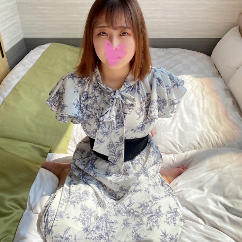 Uncensored and intravaginal camera as a bonus 99 She is an amateur woman in her 20s who is not a Takamine flower or a well-dressed woman Thats why she can take realistic creampie sex shots Shiruo