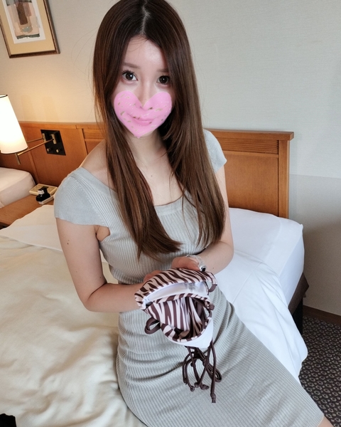 Uncensored The current race queen reacts to the super goosebumps of maximum tension and the erotic rampage is unstoppable Yuria 29 years old Height 169cmWeight 49kgE cup Review bonus footage Everybody loves Bananasi