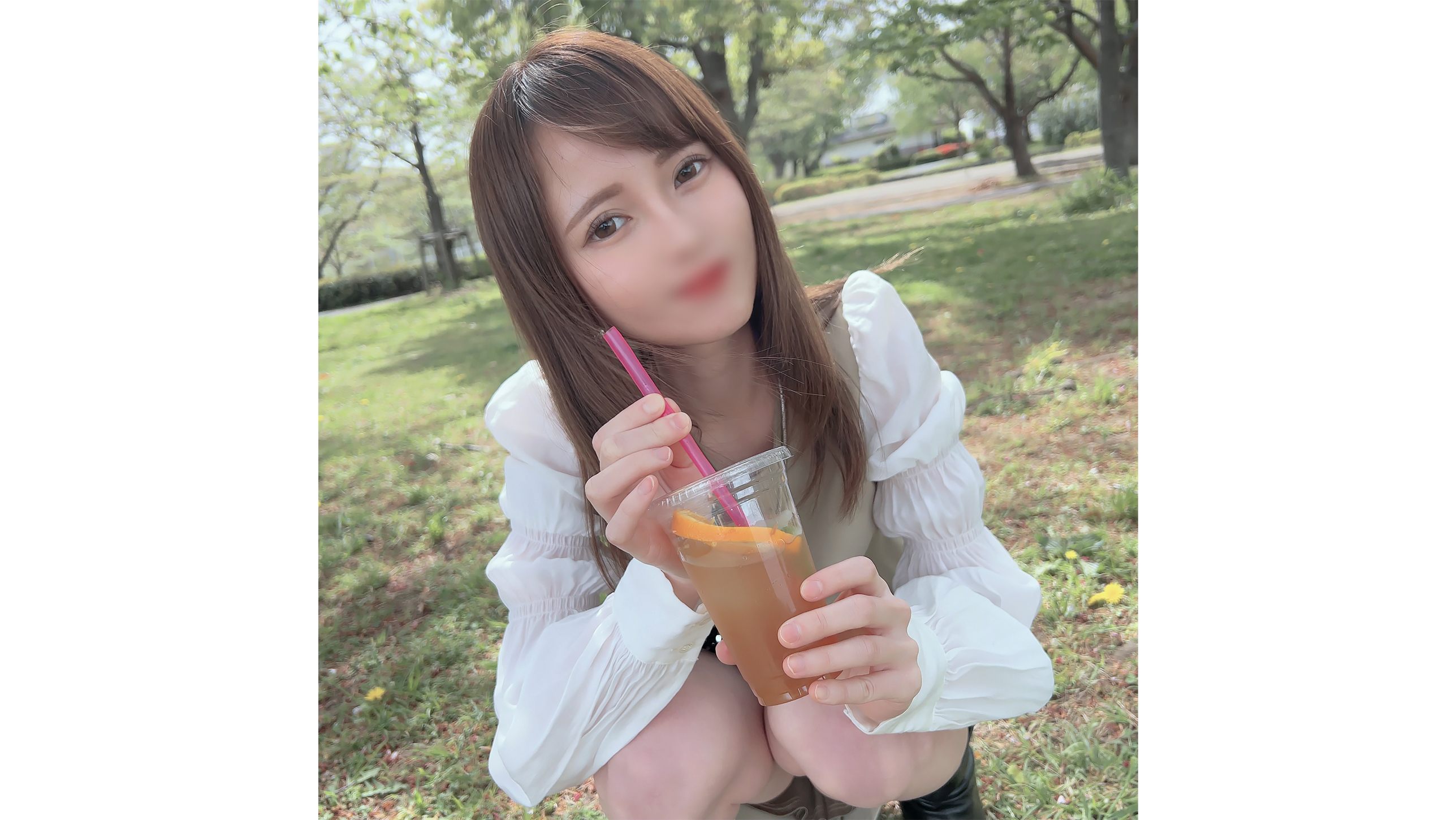A petite and cute receptionist who has very little experience with men and is too weak to push He keeps inserting himself raw and even though he is rejected it feels so good that he creampies and ejaculates in his mouth
