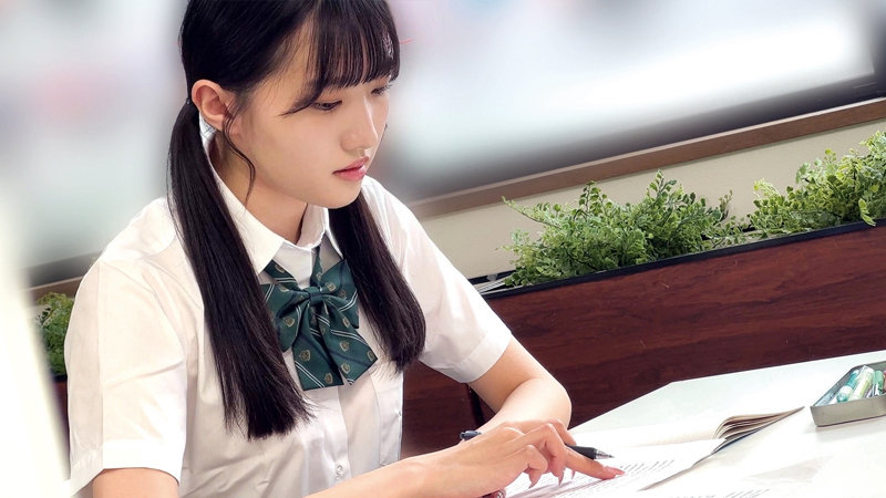 Female Student S275