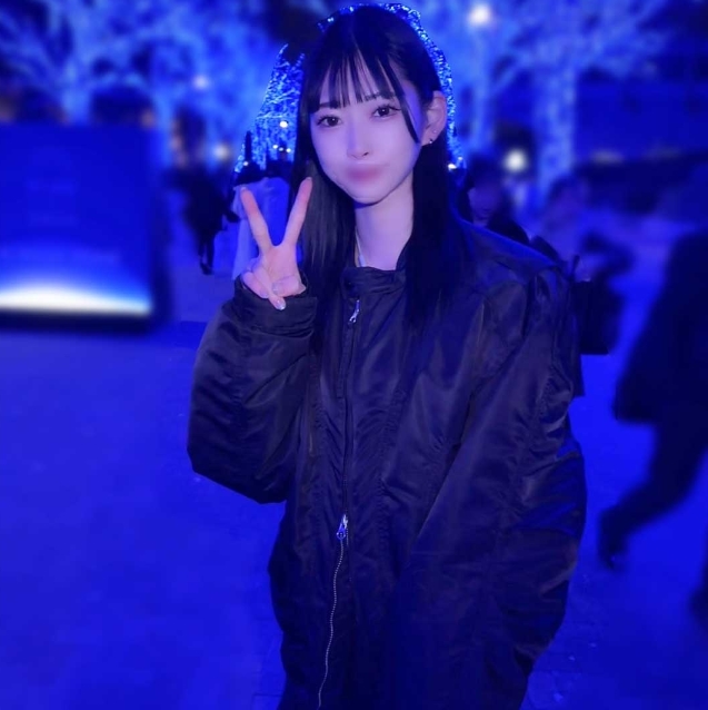 [Confirmed divine work] "It comes out, it comes out..." A whale beauty with a slender fair skin who squirts like a ban, a charming 1m long girlfriend who is in agony is inseminated twice