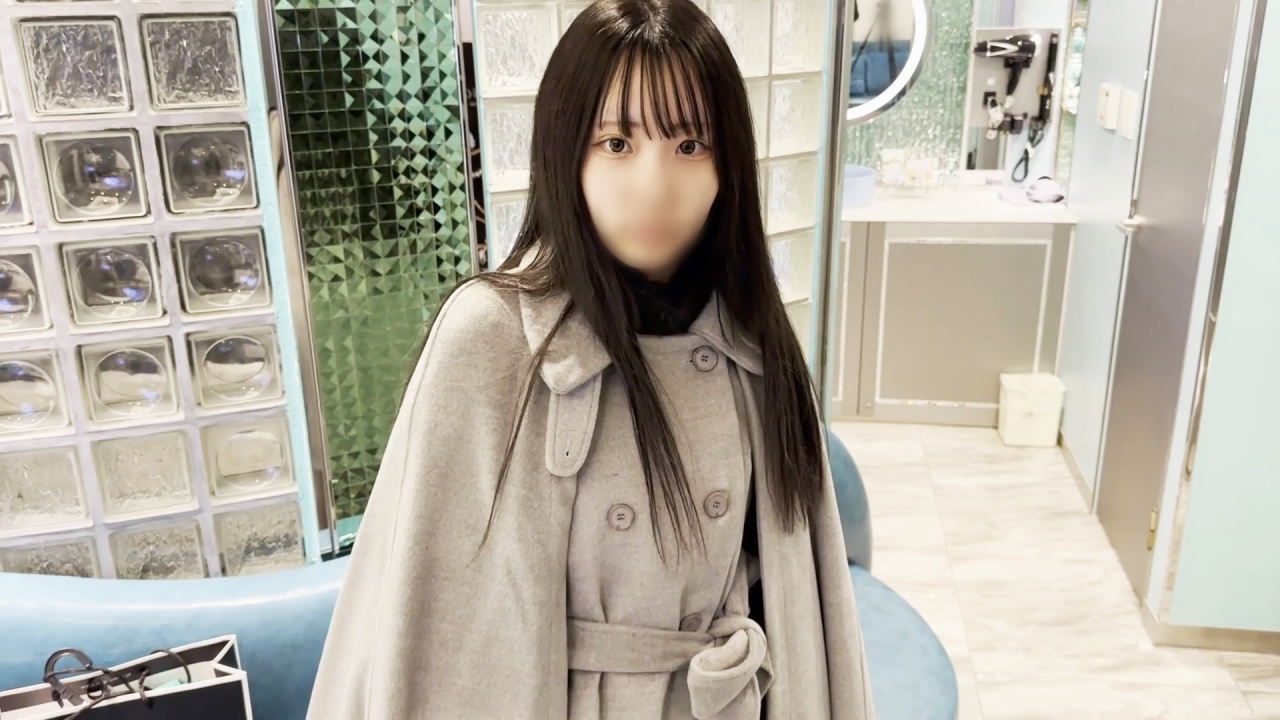 [Shelved data released!!] A female college student who just came to Tokyo as a cut model is turned into a meat urinal... She cries with convulsions and cries repeatedly to the sound of her voice. The obscene video that was filmed with the promise not to be released is released!