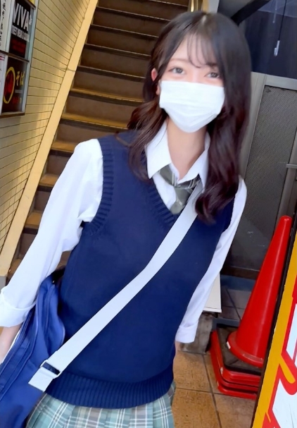 Topical work 18-year-old idol trainee appears on FC2 without any hint of remorse forbidden video released for the first time