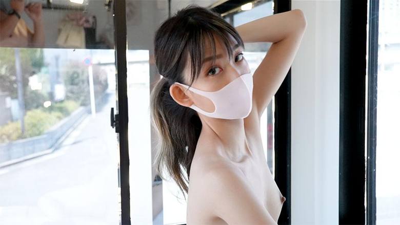 21 year old, extremely beautiful married woman, complete first shooting NTR, betrayal, while her beloved husband is working hard, creampied by the 21 year old wife in full view of the truck, individual shooting original 447 people