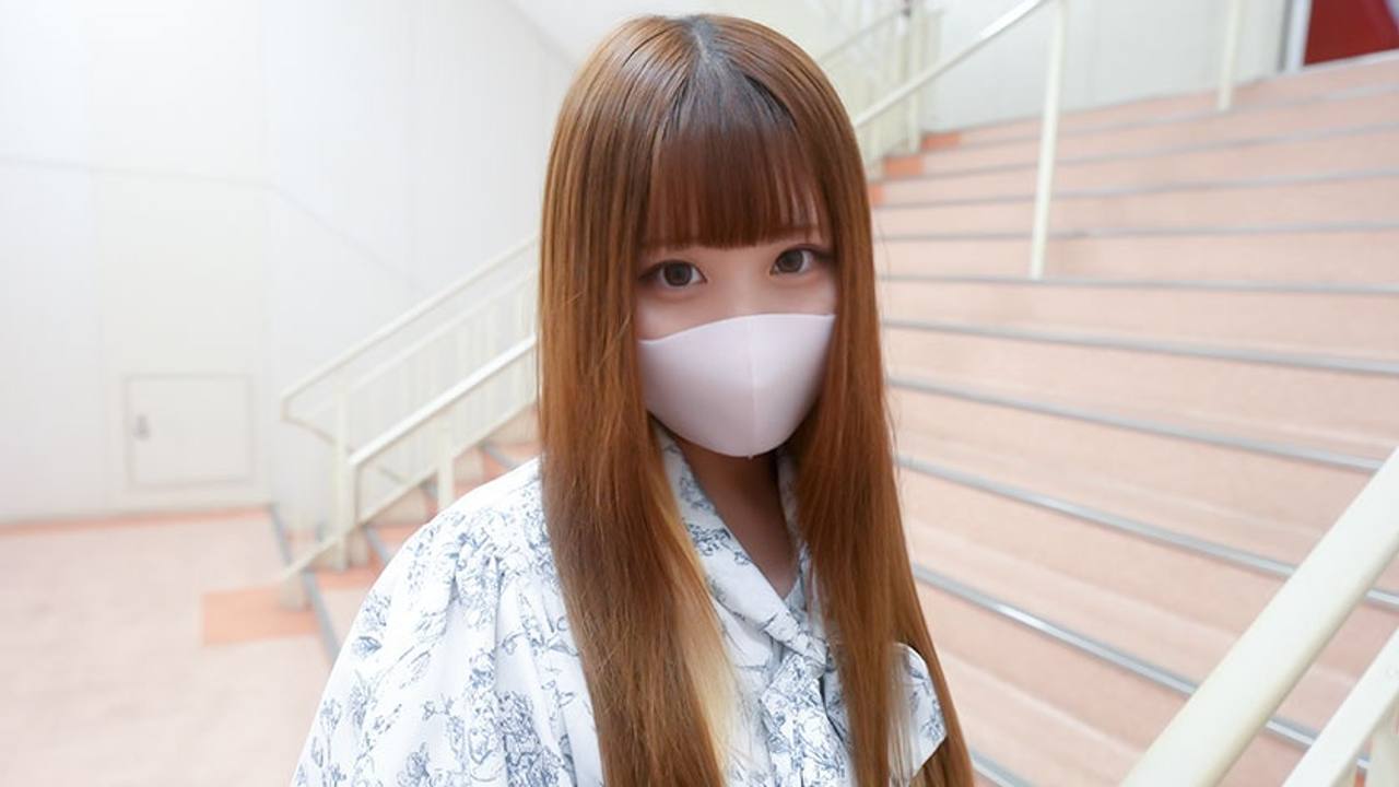 A 20-year-old girl who is neat and attends a young ladys junior college completely first shooting joqyjyxx She betrays her boyfriend and takes on the challenge of shooting She has sex with a girl from the 1st army 1 meter beside her pedestrians cars bicycles thrilling creampie Personal shooting Individual shooting original 452nd person