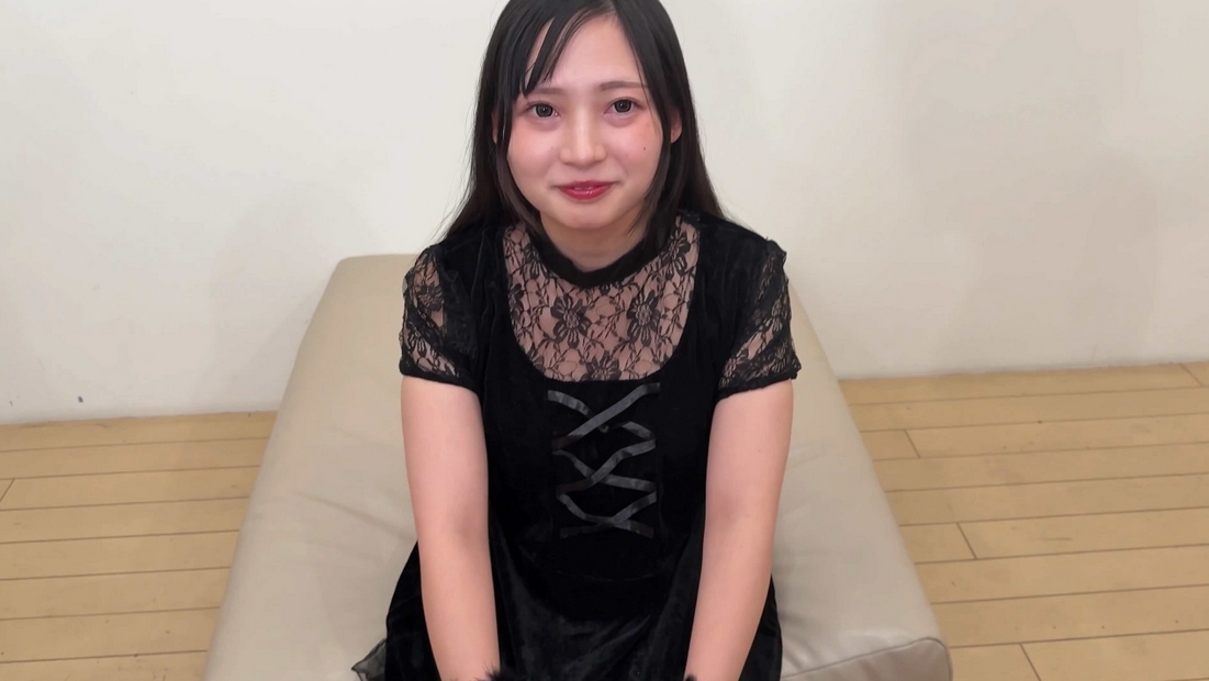 [Completely uncut/7 true shots in a row] Akihabara office lady Erika swallows the sperm she has accumulated for over 5 days and swallows her best nebaspe.