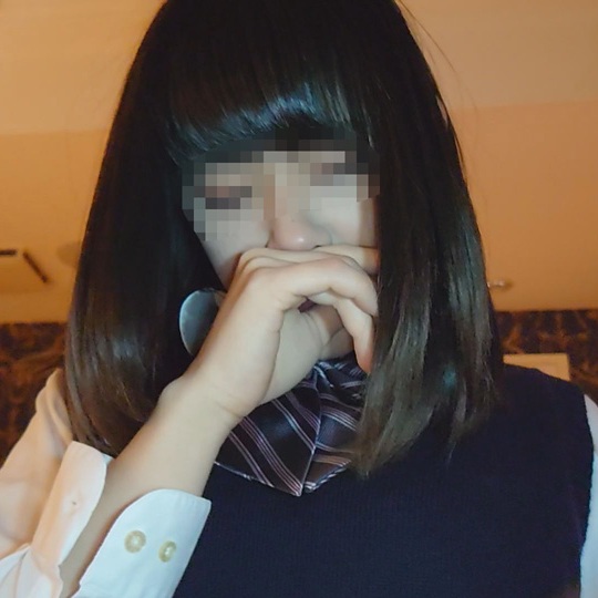[No uniform costume] A beautiful woman with beautiful legs and beautiful ass with outstanding figure, raw insertion of semen inside her hairy pussy [High quality with bonus]