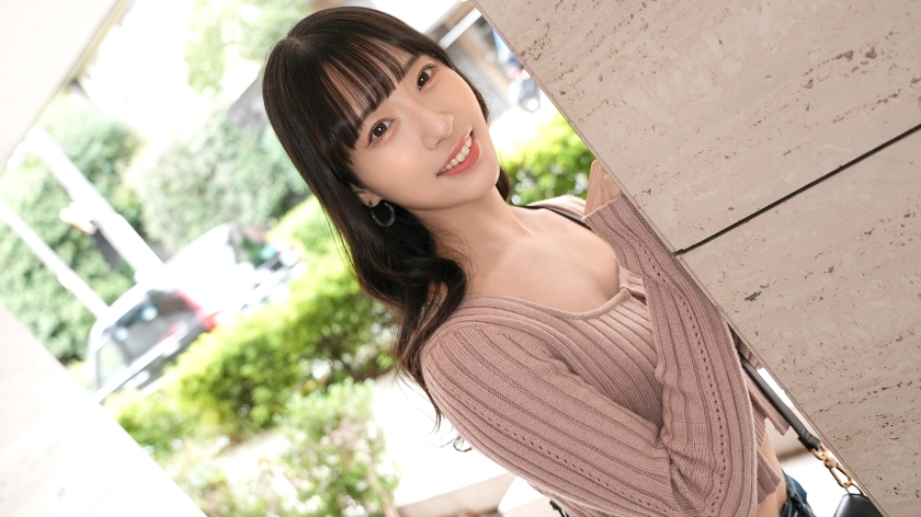 Haruka, a soothing beauty who works at a luxury hotel, is a hidden, lewd girl who is full of interest in erotic things despite her neat and tall appearance [First shoot] Online AV application trial shoot 2370