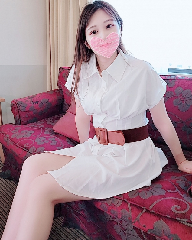 A beautiful and erotic beauty salon worker from a department store, tsundere, and a dangerous feeling, is inserted raw - super pleasant / Mariko (26 years old)