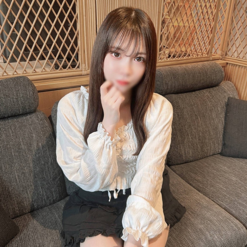 *1980pts for the first time showing, a super beautiful model-level JD who is embarrassed, but can't stand her cute face and cums so she cums inside her, and she's so creampied.