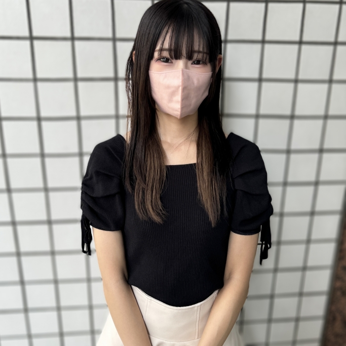 A lot of fans, that girl [no] [cream] I kissed her with a slender, small-breasted J.⚫︎ with a lovely smile, and after having sex and creampied inside her, we warmed up in the bath together *Bonus included