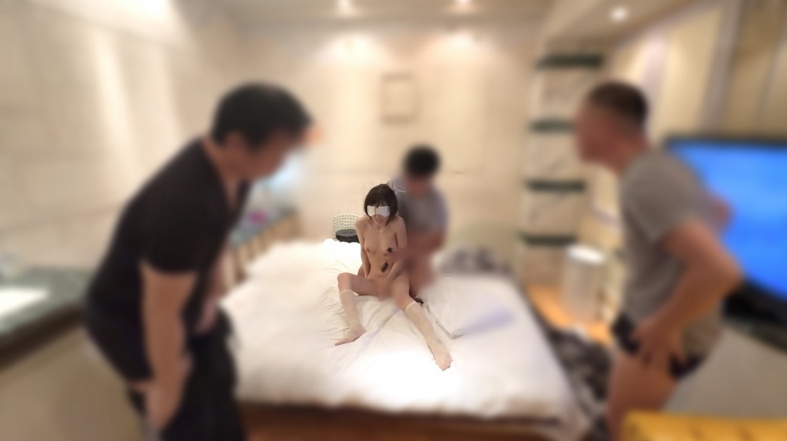 [FC2 Secret/*Accident Video] A video of a SSSS-class beauty living in the countryside is released in which she is continuously creampied in her uterus without contraception.//A complete private scene that was left in shelves [Main/Face/No] [4K/60P Ultra High-Resolution Bonus]