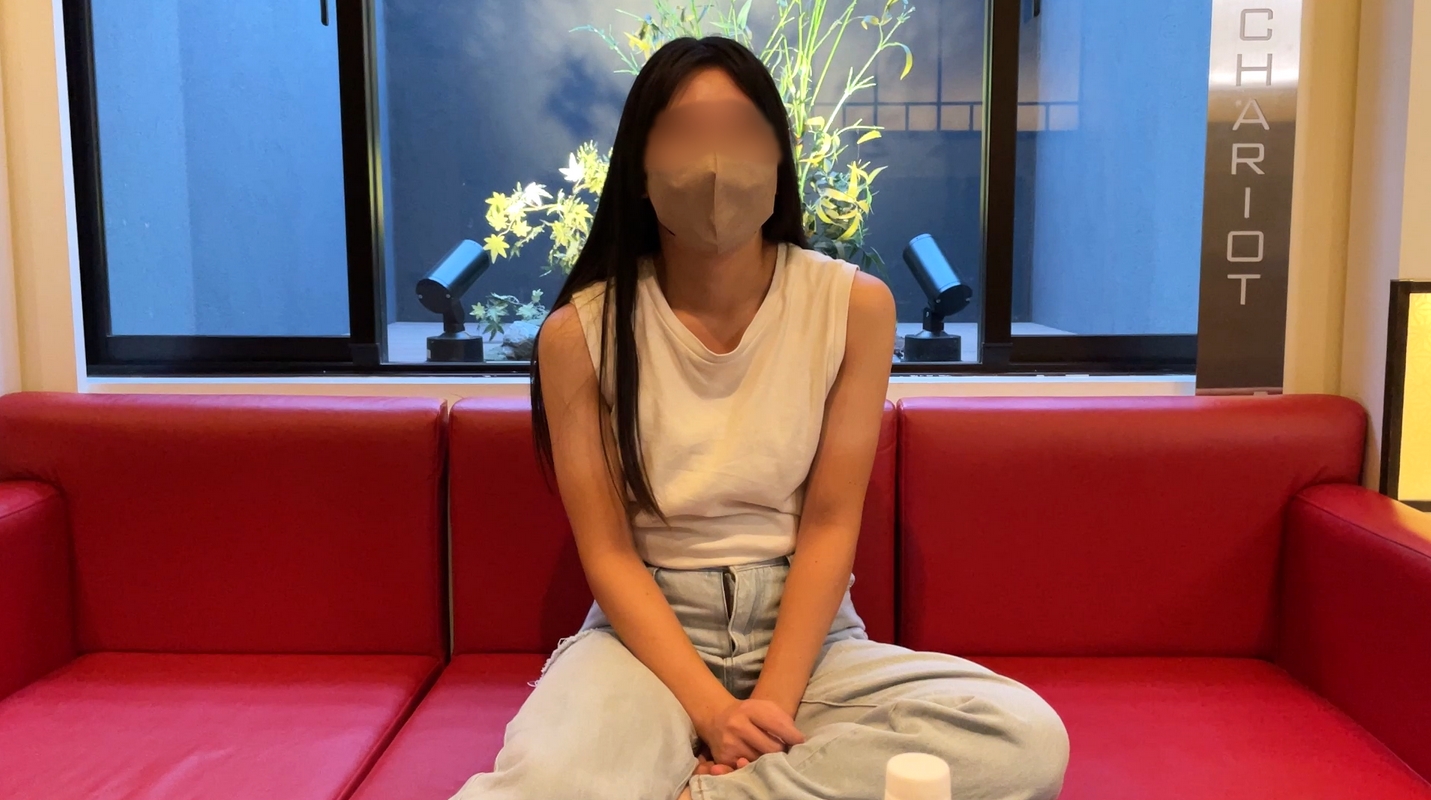 [Finally last] Beautiful black-haired office worker, 24 years old, has been known for her weak side, and she is full of sweat and gets masturbated by a cock, and she is creampied.